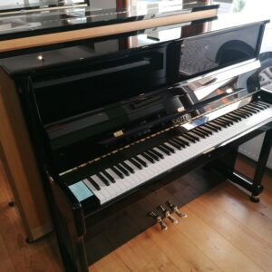 44) Piano SAUTER, Ragazza 122, schwarz poliert, neu